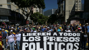 Venezuela excarcela 99 detenidos tras las protestas por reelecci&oacute;n de Maduro 