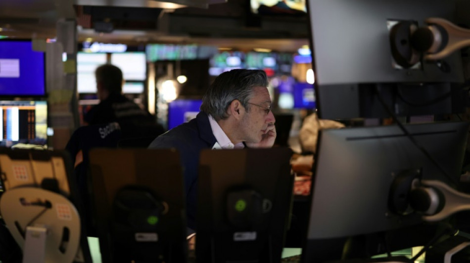Wall Street termina al alza, a la espera de un alivio de tensiones comerciales