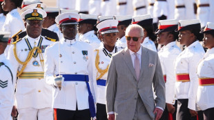 Charles III, press&eacute; sur l'esclavage, entame une visite dans les Cara&iuml;bes