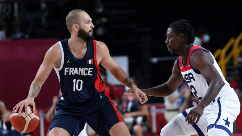 JO-2024: Evan Fournier d&eacute;pit&eacute; du site pour le tour pr&eacute;liminaire du basket 