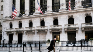 Wall Street creuse ses pertes malgr&eacute; un bon rapport sur l'emploi