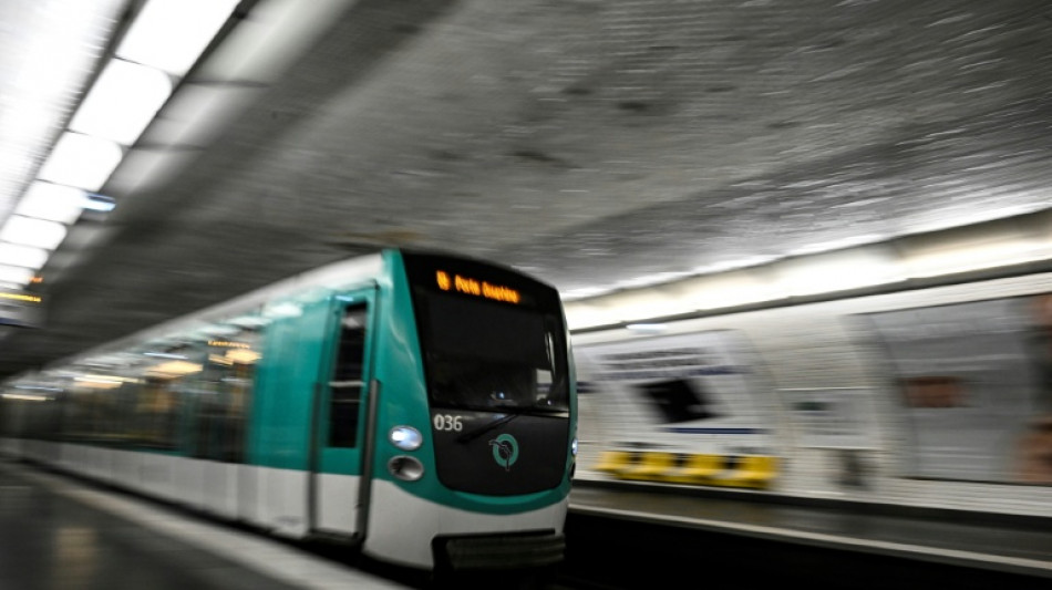 Police arrest suspect after man stabs 3 women in Paris metro