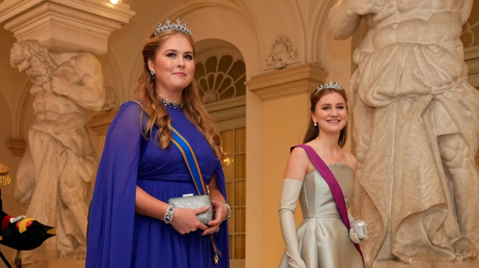 Princesa Amalia, dos Pa&iacute;ses Baixos, se mudou para a Espanha ap&oacute;s receber amea&ccedil;as, segundo a imprensa