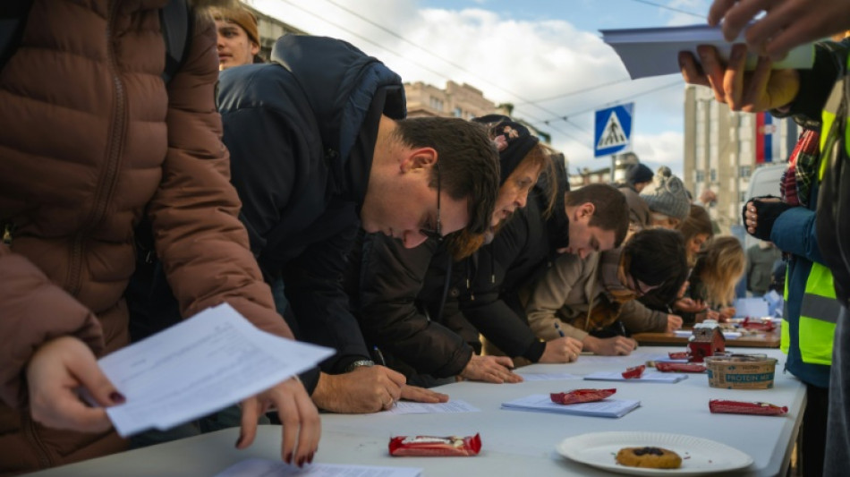 Serbia's students gather signatures for early elections goal