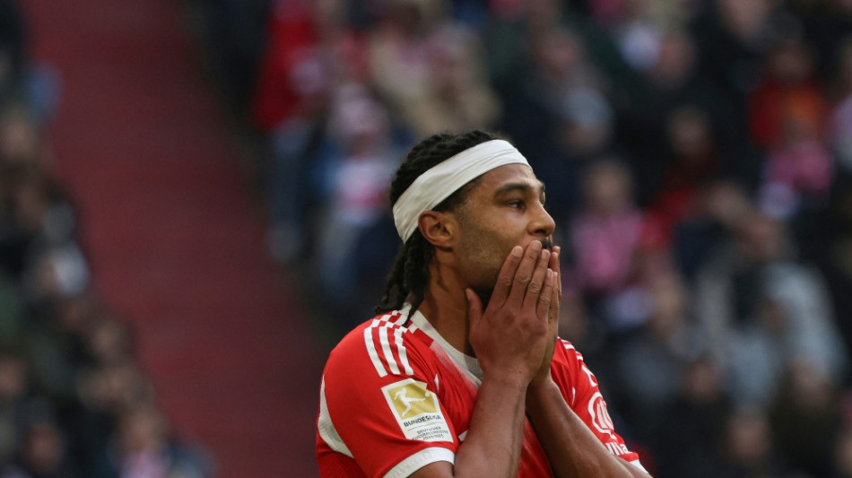 FC Bayern: Gnabry trainiert erstmals mit Ball