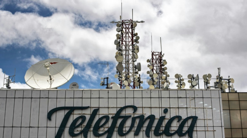 Telef&oacute;nica registra p&eacute;rdidas en 2023 por un plan de despidos en Espa&ntilde;a