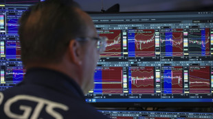 Wall Street cl&ocirc;ture en hausse, soulag&eacute;e par la signature de l'accord Iran-USA