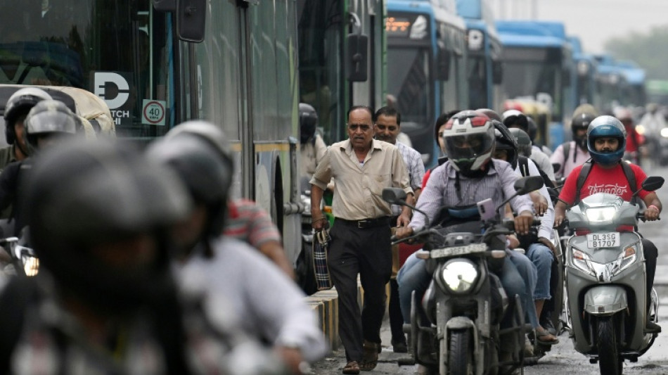 En Inde, dangereuses vies de pi&eacute;tons...