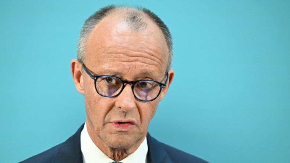 Apr&egrave;s un remaniement chaotique, le chancelier allemand promet de "mieux faire"