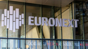 Les Bourses prudentes, entre guerre commerciale et r&eacute;sultats d'entreprises