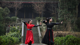 Grupo femenino de kung fu le da un nuevo giro a un antiguo arte chino