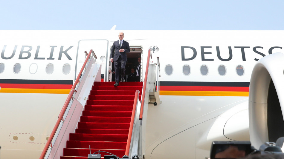 Scholz da Xi: discuter&ograve; con lui di una pace giusta in Ucraina