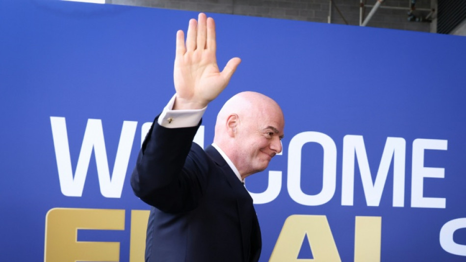 Fifa-Pl&auml;ne f&uuml;r Teilverkauf von Fu&szlig;ball-WM sorgen f&uuml;r Kritik in deutscher Politik