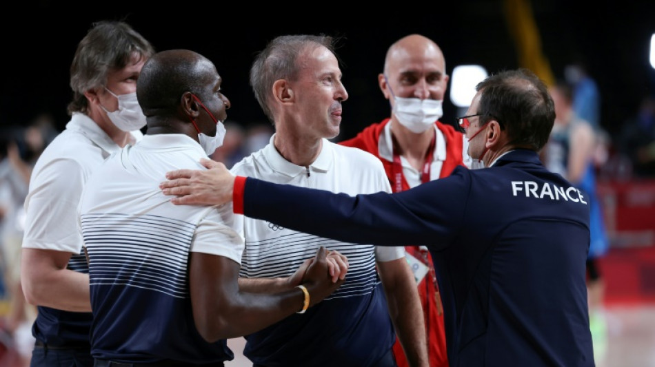 Basket: les Bleus sur leur lanc&eacute;e au Portugal, s'assurent une quatri&egrave;me victoire