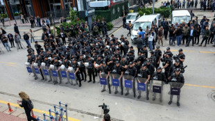 T&uuml;rkische Polizei st&uuml;rmt Sitz von Oppositionspartei CHP