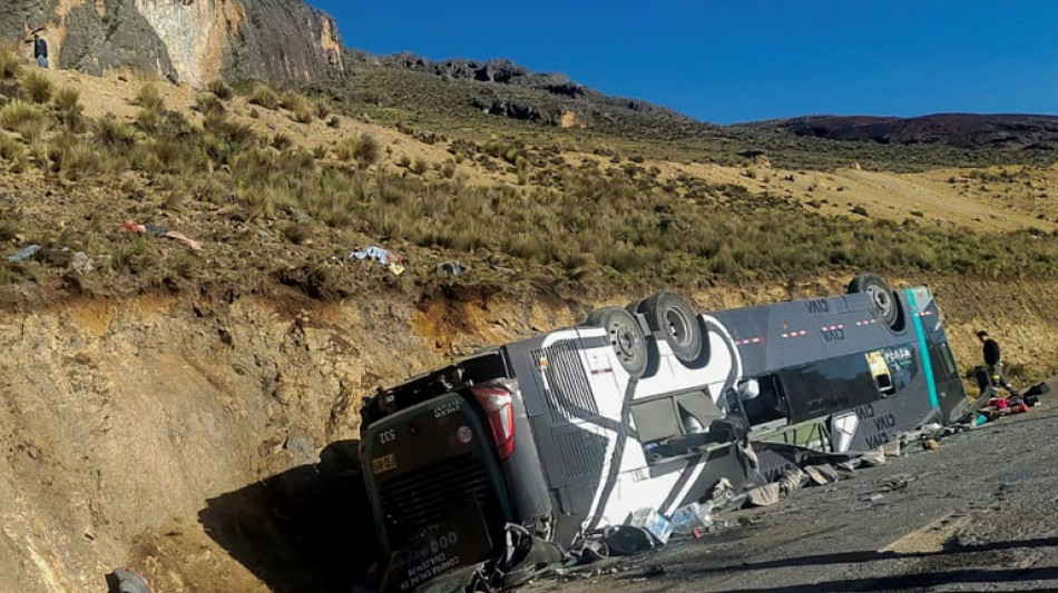 El dif&iacute;cil combate contra el desangre en las carreteras en Per&uacute;
