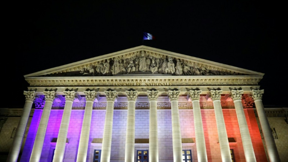 Franz&ouml;sisches Parlament verabschiedet Sondergesetz zur Haushalt-&Uuml;bertragung 