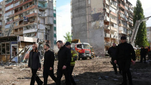 Selenskyj droht Moskau nach Tod von 24 Menschen bei russischen Angriffen mit Vergeltung 