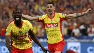 Lens beat Nice to win French Cup for first time