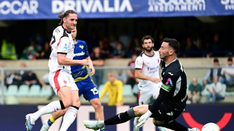 Milan vence na visita ao Verona (1-0) e praticamente garante vaga na Champions