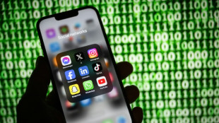 Les 11-14 ans passent presque 2 heures par jour sur les r&eacute;seaux sociaux et messageries (M&eacute;diam&eacute;trie)