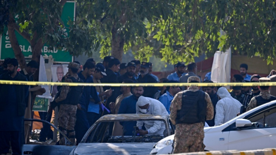 Douze morts dans un attentat-suicide des talibans pakistanais &agrave; Islamabad