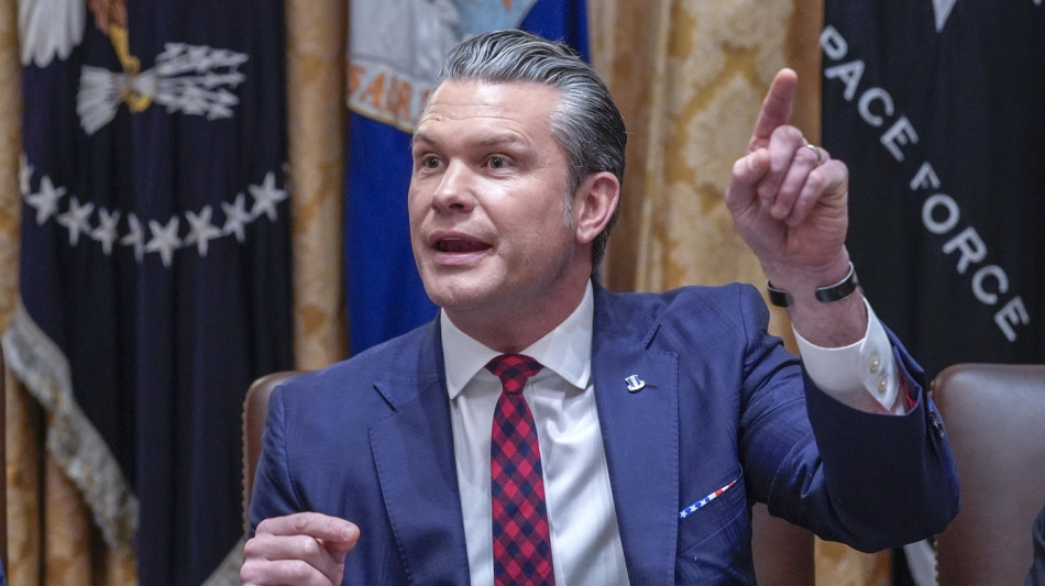 Lascia il comandante delle forze Usa in America Latina 'silurato da Hegseth'