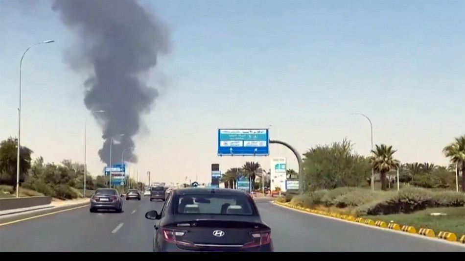 L'Arabia Saudita proroga la chiusura dell'aeroporto di Riad dopo i raid Houthi