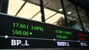 Bourses mondiales: l'Europe cl&ocirc;ture en baisse, Wall Street touche de nouveaux records