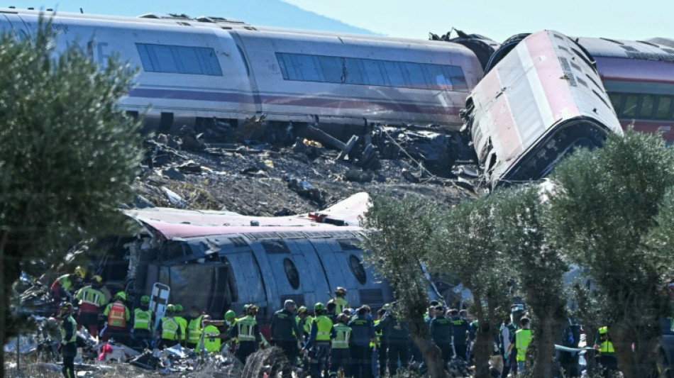 Spain high-speed train collision kills 31, injures 80 