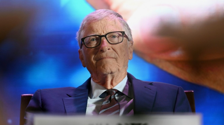 Bill Gates admite casos extraconjugais, mas nega envolvimento nos crimes de Epstein