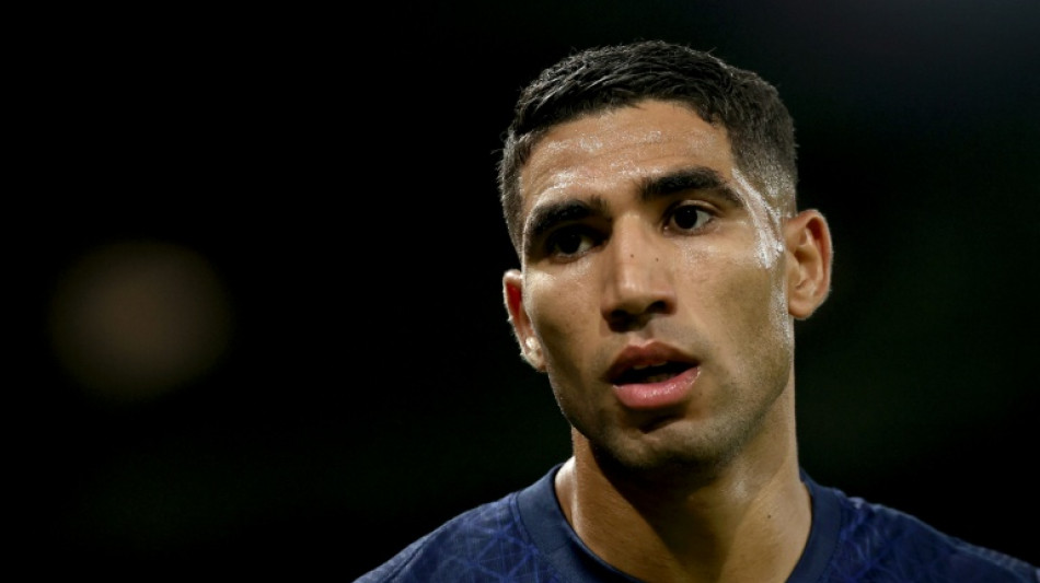 Jogador do PSG Achraf Hakimi ser&aacute; julgado na Fran&ccedil;a por estupro
