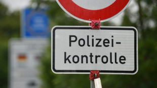 Dobrindt will trotz gesunkener Migrationszahlen Grenzkontrollen fortsetzen