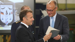 Apr&egrave;s l'&eacute;chec de leur avion commun, Paris et Berlin veulent "une nouvelle dynamique" sur la d&eacute;fense 