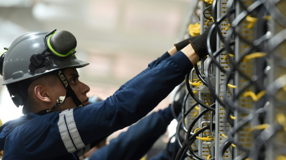Criptominer&iacute;a en Paraguay: la ley de la selva en el pa&iacute;s de la energ&iacute;a barata