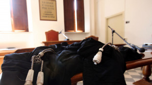 Il pm, 'pag&ograve; un killer per uccidere uomo che violent&ograve; figlia'