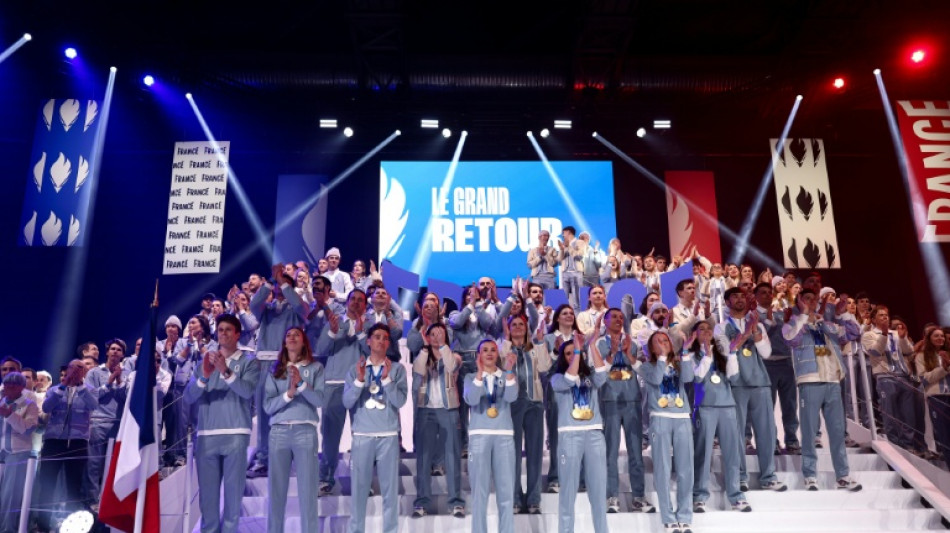 Les athl&egrave;tes fran&ccedil;ais f&ecirc;t&eacute;s &agrave; Albertville, Lecornu remobilise pour les J0-2030