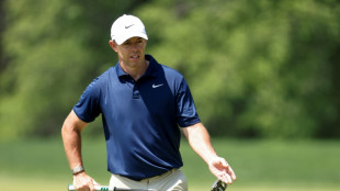 Smalley tees off with PGA lead and stars in hot pursuit