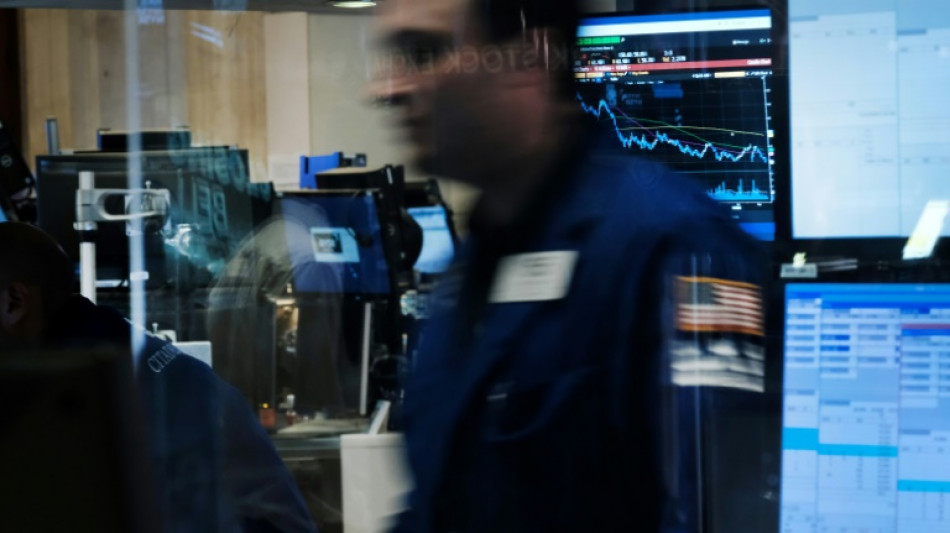 Wall Street ouvre en hausse, cherche un rebond apr&egrave;s trois s&eacute;ances n&eacute;gatives