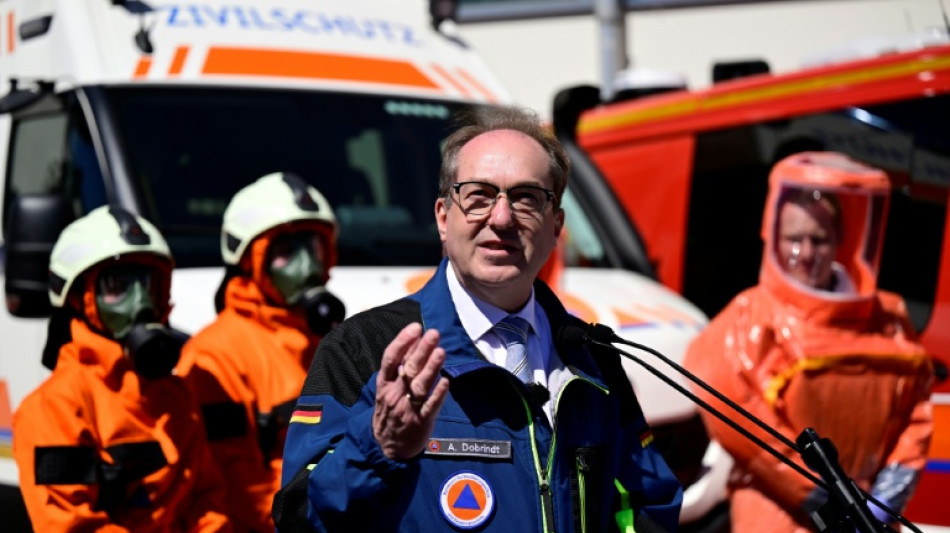 Dobrindt k&uuml;ndigt sch&auml;rfere Abschiebepolitik und besseren Zivilschutz an 