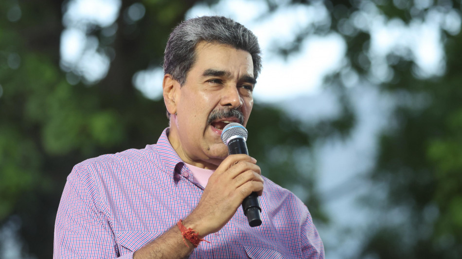 Trump, Maduro e la moglie catturati e portati fuori dal Paese