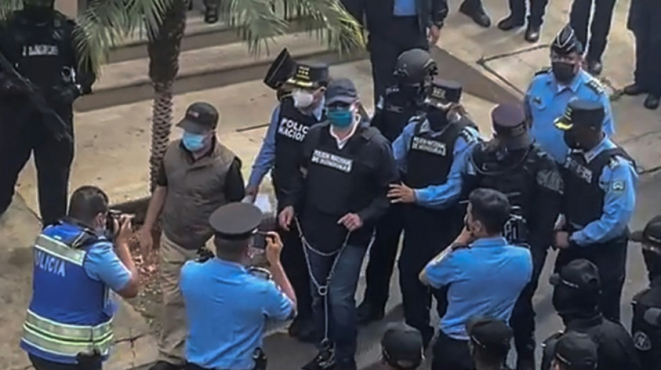 Justicia de EEUU condena a expolic&iacute;a hondure&ntilde;o, coacusado con expresidente, a 15 a&ntilde;os de c&aacute;rcel