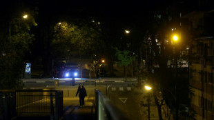 Difficile nuit madril&egrave;ne pour les naufrag&eacute;s de la panne &eacute;lectrique g&eacute;ante en Espagne