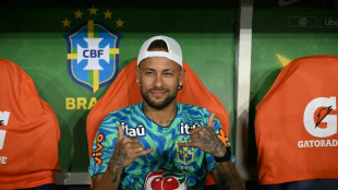 Ap&oacute;s exames, recupera&ccedil;&atilde;o de Neymar tem 'boa evolu&ccedil;&atilde;o', diz CBF
