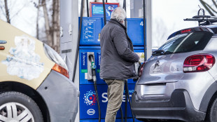 Prezzo petrolio poco mosso, Wti scambiato a 65,47 dollari