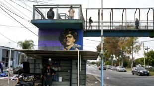 Maradona mostr&oacute; "signos de alarma" que no se atendieron antes de morir, dice un perito