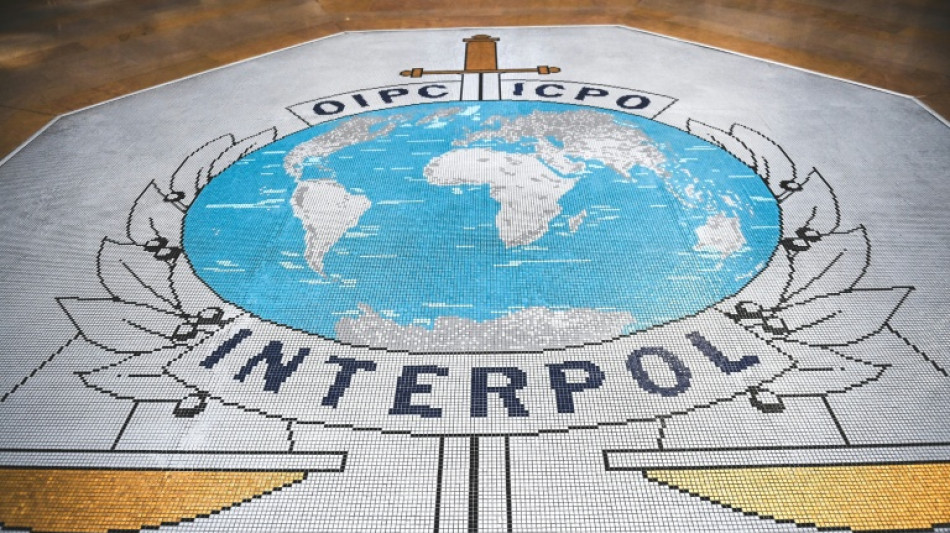 Trafic d'&ecirc;tres humains: plus de 3.700 arrestations dans le monde, annonce Interpol