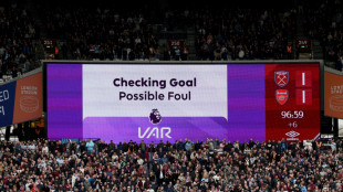 "Nervenzerfetzendes" VAR-Drama: Arsenal atmet auf