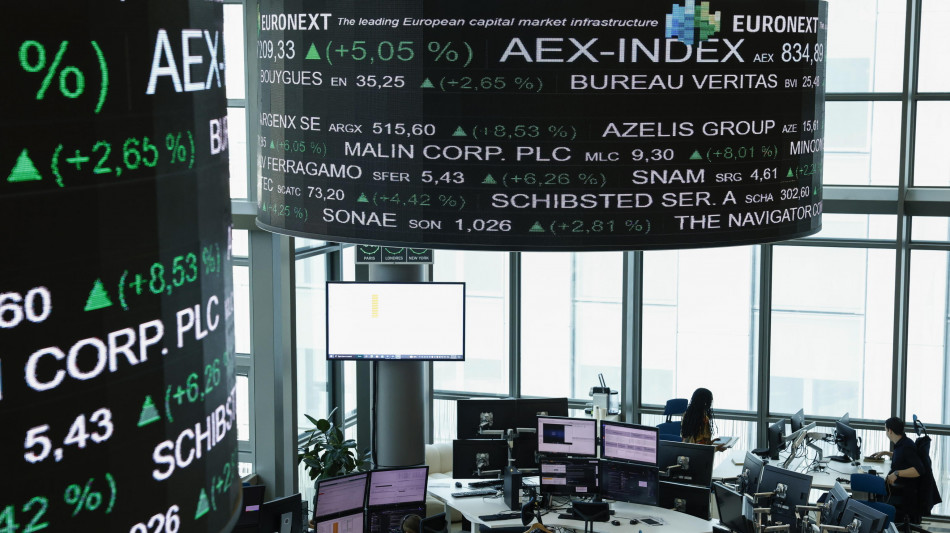 Borsa: l'Europa positiva con il calo del petrolio, si guarda a Hormuz