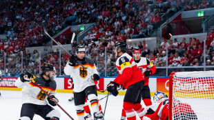 Trotz Sieg gegen &Ouml;sterreich: DEB-Team droht Vorrunden-Aus